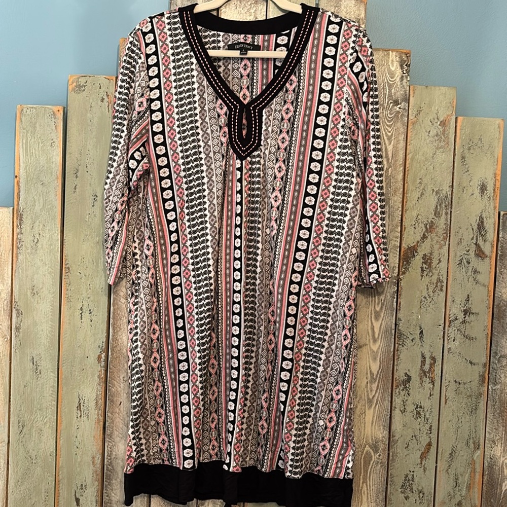 Ellen Tracy sleep gown. Large